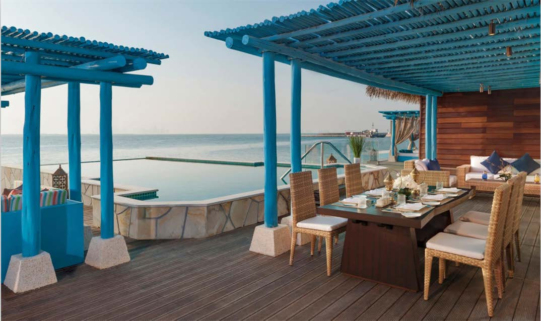 E-17 Qatar banana island1.png